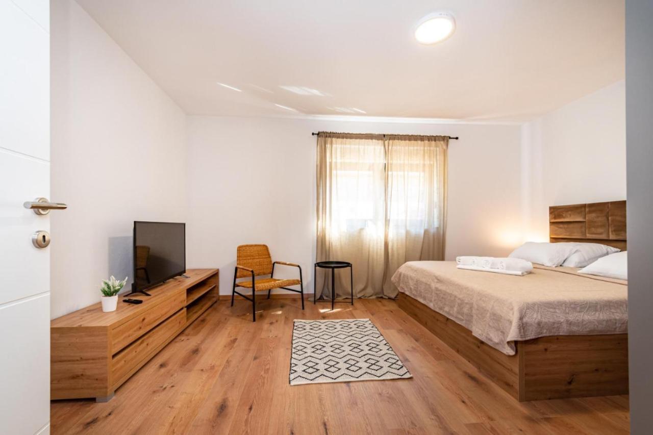 Villa Marta Mandre Esterno foto