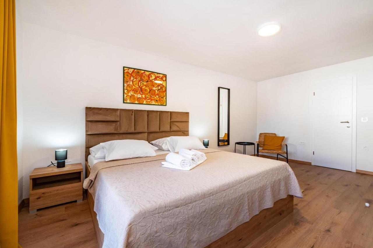 Villa Marta Mandre Esterno foto